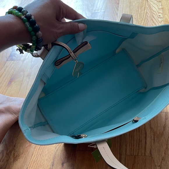 Kate Spade New Purse Tote Blue & White Small Ryan - Picture 4 of 4